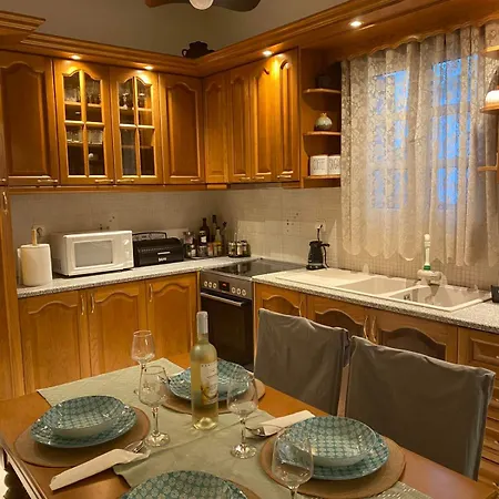 Daire Deppy's House *